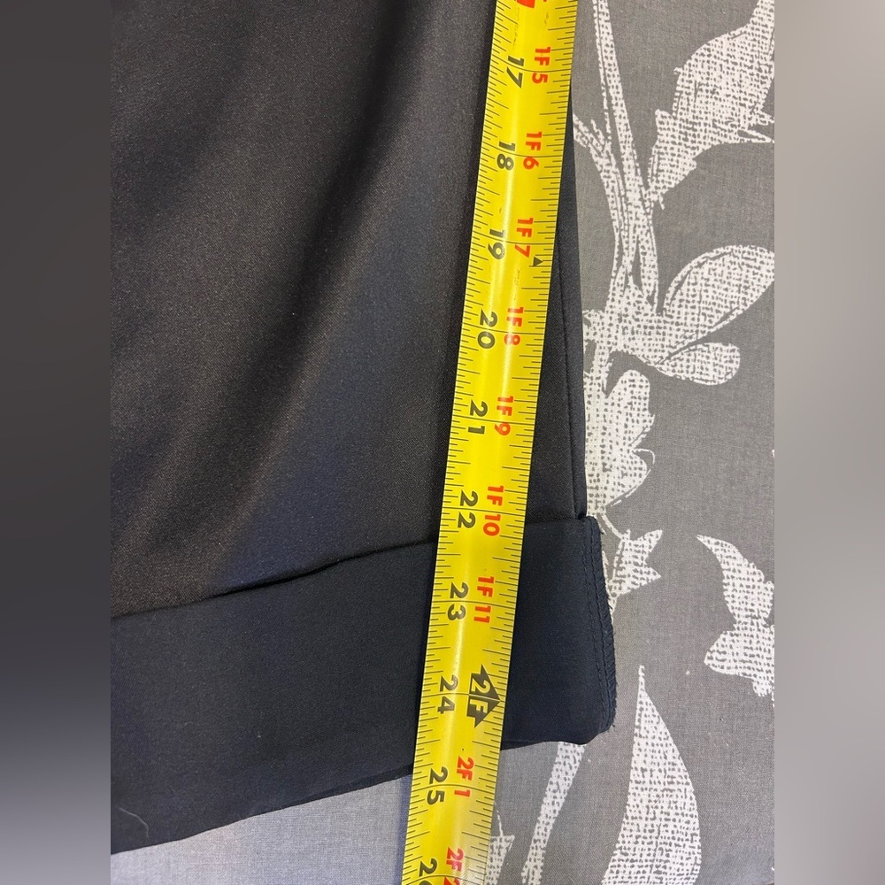 🖤”White House Black Market”Black Satin Jumpsuit w/ Tie Belt V-Neckline & Pockets - Picture 10 of 13